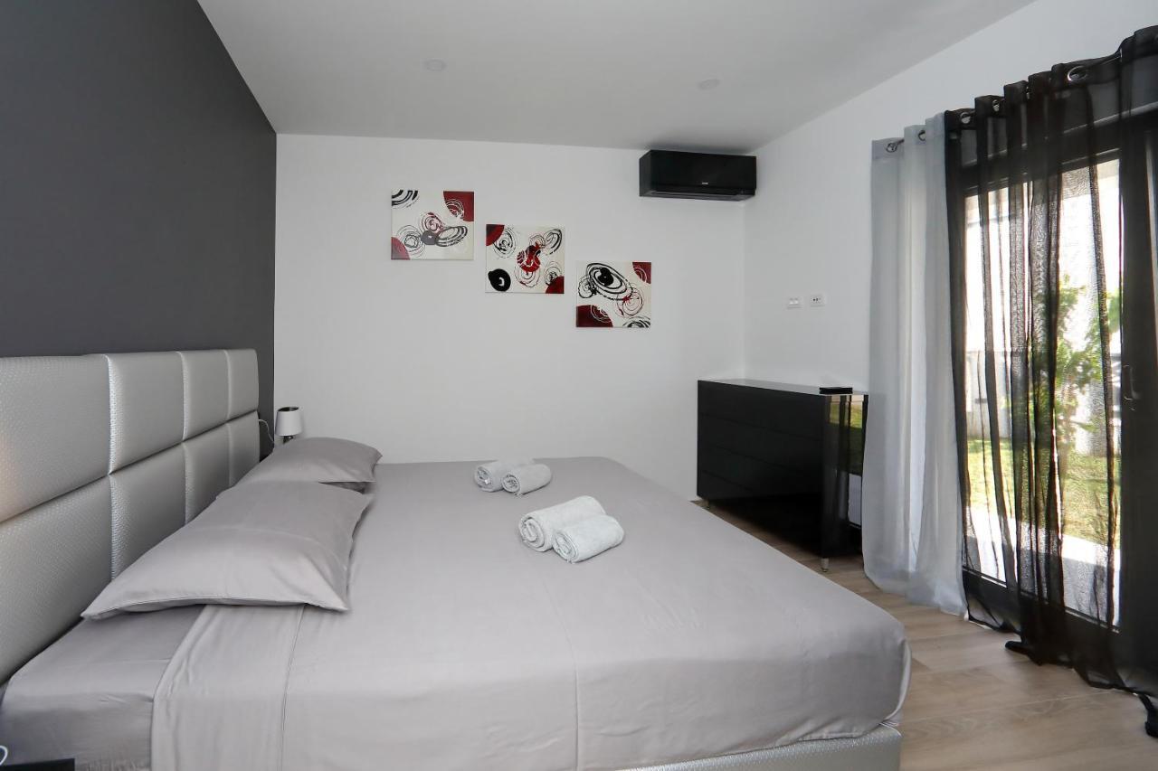 Apartmani More Bibinje Exterior photo